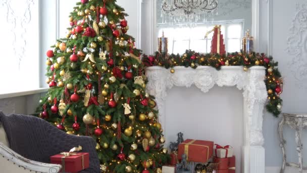 Navidad y año nuevo decoración de interiores — Vídeo de stock