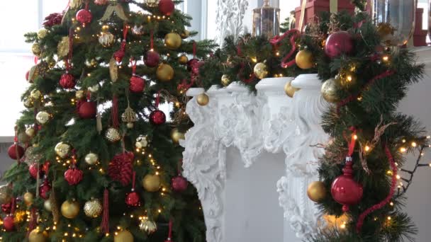 Navidad y año nuevo decoración de interiores — Vídeo de stock