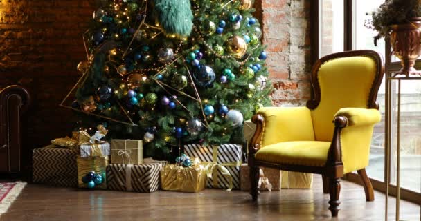 Natal e ano novo decoração de interiores — Vídeo de Stock