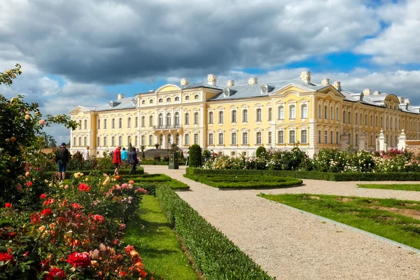 Rundale palace in Latvia — Stock Photo, Image