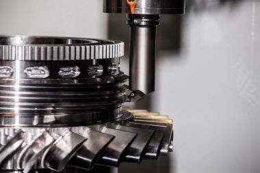 5 eksenli sıkıcı ve makine dönüm