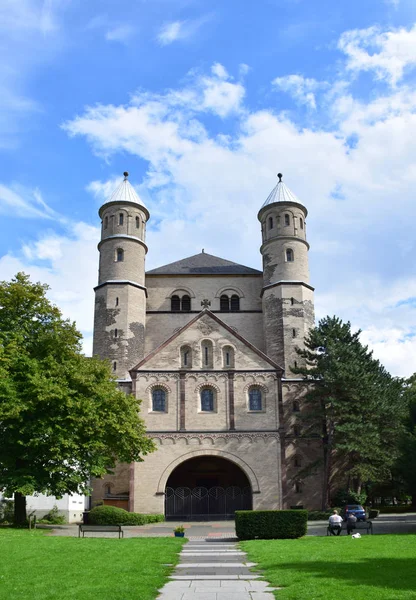 Romanesk kilise St. Panteleimon