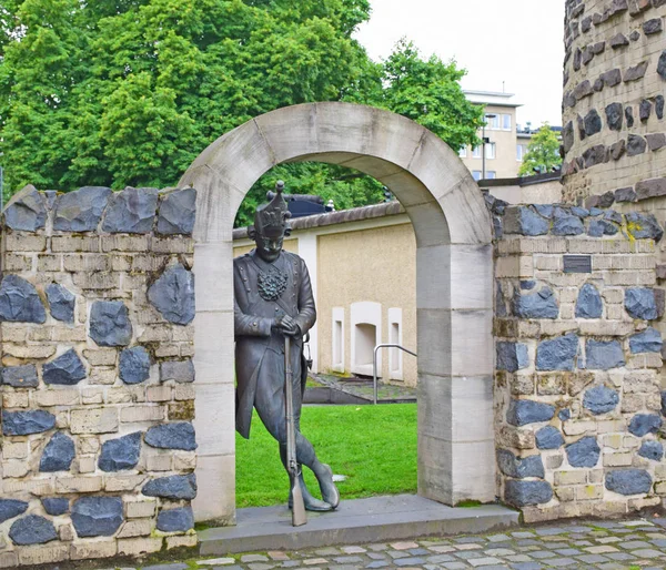 Sculptuur van de sentry op de bewaker van Ulrepforte — Stockfoto