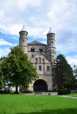 Romanesk kilise St. Panteleimon Köln