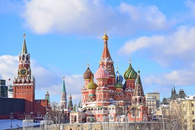 Moskova, 2018. Şefaat Katedrali 1561 inşa edilmiştir. Katedral Postnik ve Barma mimarmış. Rus mimarisi ve Rönesans Avrupa Mimarlık gelenekleri tapınağın tarzı birleştiren.