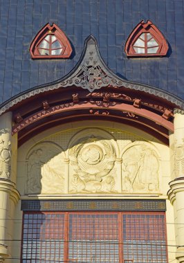 Moskova 'daki Yaroslavl istasyonu 1870 yılında mimar Fyodor Shechtel tarafından inşa edilmiştir. Bina modern elementlerle neo-Rus tarzında yapılmıştır. Rusya, Moskova, Kasım 2019