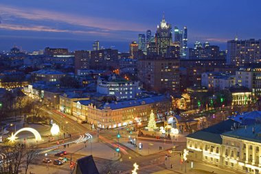 Kurtarıcı İsa 'nın Katedrali' ndeki gözlem güvertesinin tepesinden Moskova 'nın manzarası. Rusya, Moskova, Ocak 2020.