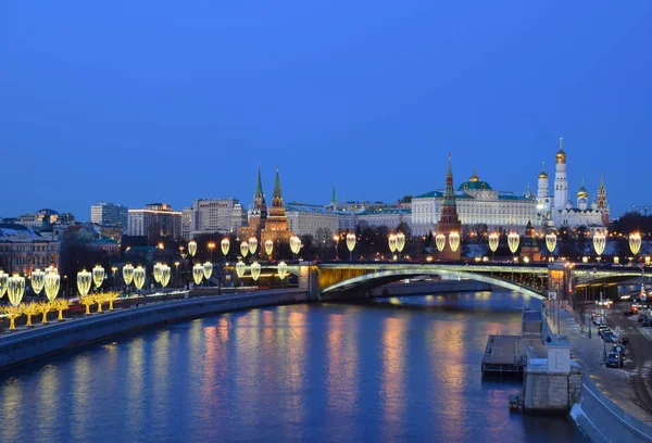 Disparos Nocturnos Moscú Cerca Catedral Cristo Salvador Kremlin Rusia Moscú —  Fotos de Stock