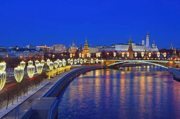 Disparos Nocturnos Moscú Cerca Catedral Cristo Salvador Kremlin Rusia Moscú —  Fotos de Stock