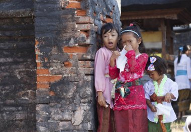 Bali dili töreni çocuklar