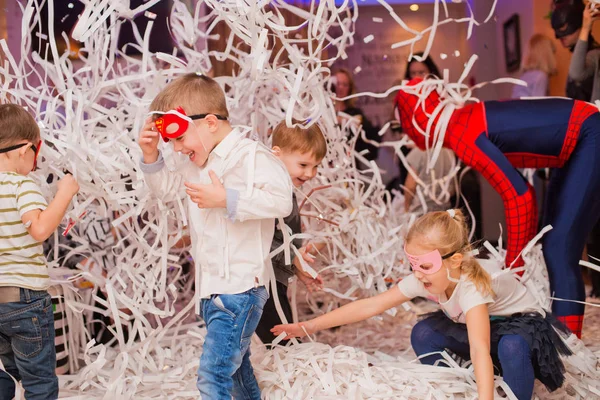 Childrens paper disco — Stock Photo, Image