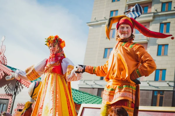 A Rússia. Moscovo. Praça Vermelha 26 Fev 2017. Carnaval Maslenica — Fotografia de Stock