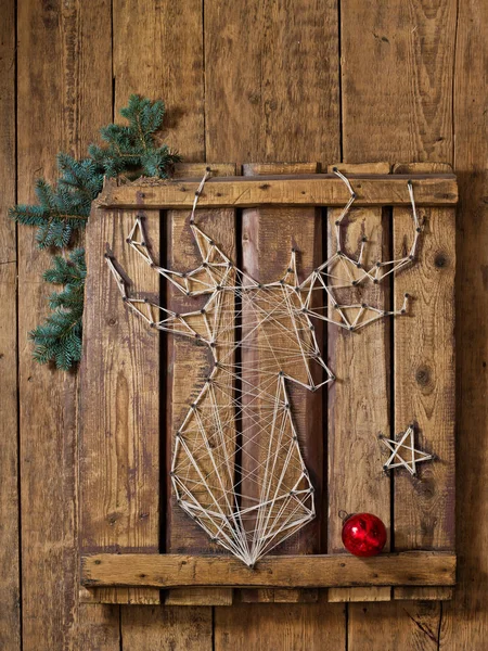 Decoraciones de Navidad sobre fondo de madera — Foto de Stock