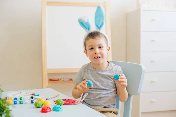 Baby Farby Zabawy Pisanki Uszy Królika — Zdjęcie stockowe