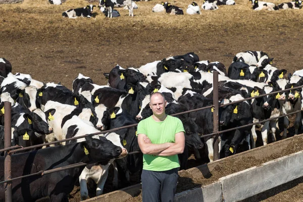 Agriculture industry, farming, people and animal husbandry — Stock Photo, Image