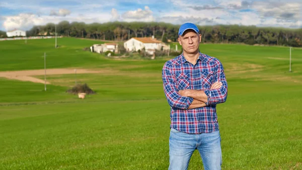 Portrait of a man on ranches. — Stock Photo, Image