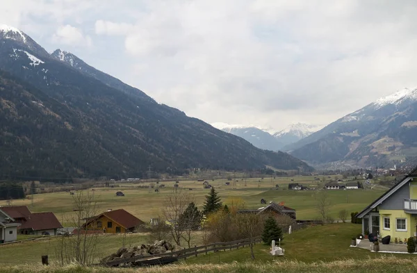 Valle del Moll con Obervellach — Foto de Stock