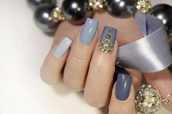 Fashionable Grey Blue Manicure Square Shaped Nails Nail Art Rhinestones — Stock Photo, Image