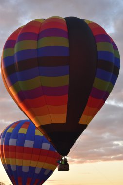 Şafakta 2016 Adirondack sıcak hava balon Festivali açılışında balon