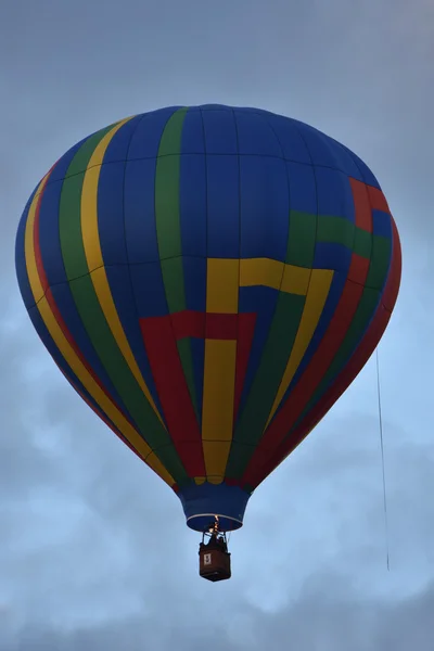 Balónu startu za úsvitu na 2016 Adirondack Hot Air balon Festival — Stock fotografie