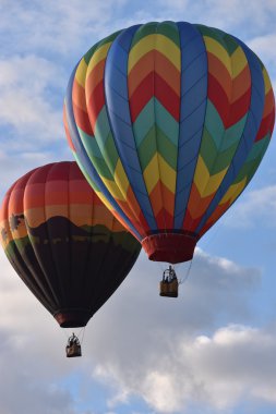 Şafakta 2016 Adirondack sıcak hava balon Festivali açılışında balon