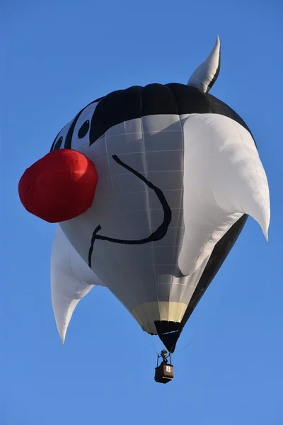 2016 Adirondack 뜨거운 공기 풍선 축제에서 새벽에 풍선 발사 — 스톡 사진