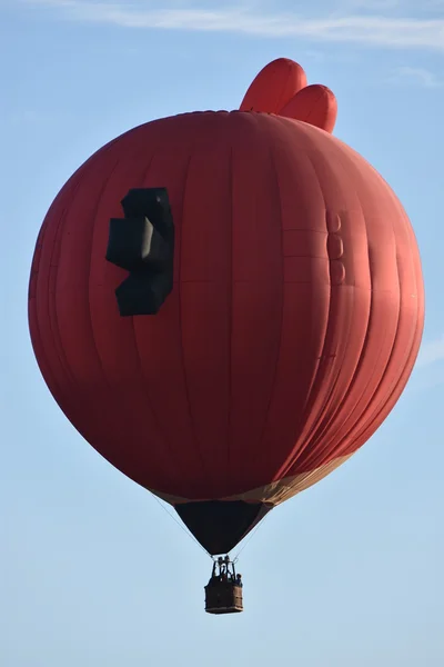 Şafakta 2016 Adirondack sıcak hava balon Festivali açılışında balon — Stok fotoğraf