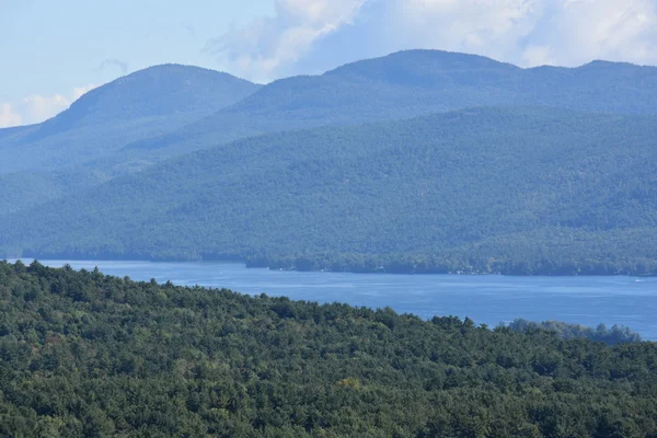 Lake George, kilátás a hegyről, New York-i — Stock Fotó