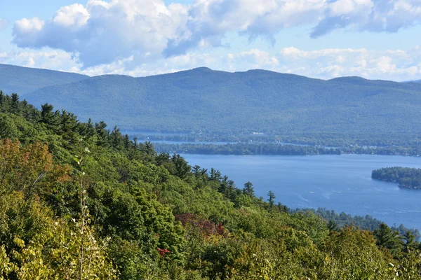 Lake George, kilátás a hegyről, New York-i — Stock Fotó
