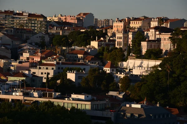 Utsikt över Lissabon (från Bairro Alto) i Portugal — Stockfoto