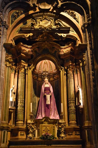 Το παρεκκλήσι στο μοναστήρι Jeronimos στο Belem στη Λισσαβώνα, Πορτογαλία — Φωτογραφία Αρχείου