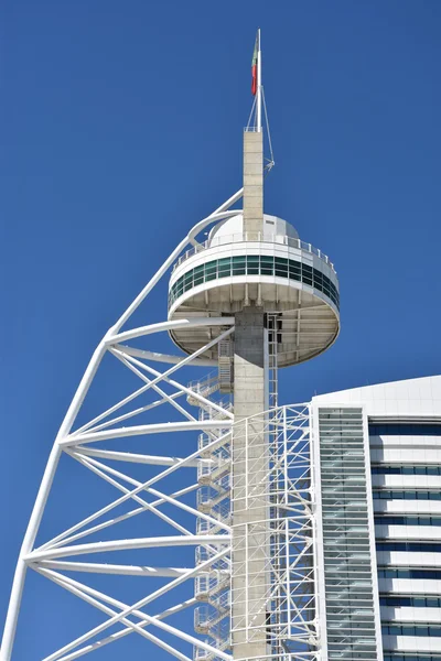 Torre Vasco da Gama em Lisboa, Portugal — Fotografia de Stock