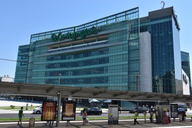 Portekiz, Porto 'da El Corte Inges mağazası