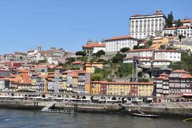 Portekiz, Porto 'da Vila Nova de Gaia