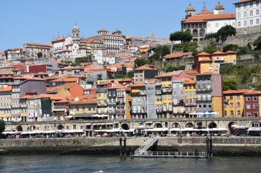 Portekiz, Porto 'da Vila Nova de Gaia