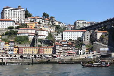 Portekiz, Porto 'da Vila Nova de Gaia