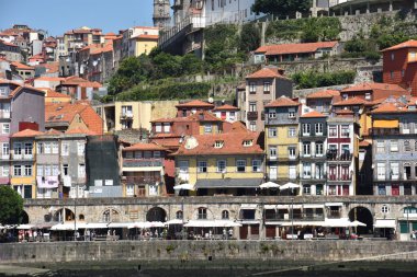 Portekiz, Porto 'da Vila Nova de Gaia