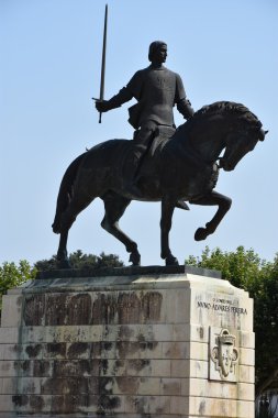 Dom Nuno Alvares Pereira Portekiz Batalha Manastırı, atlı heykeli