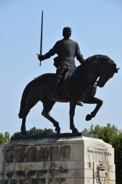 Dom Nuno Alvares Pereira Portekiz Batalha Manastırı, atlı heykeli