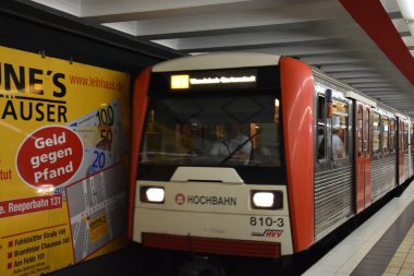 Almanya 'da Hamburg U-Bahn
