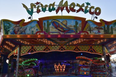 Almanya'nın Hamburg kentinde adil Hamburger Dom