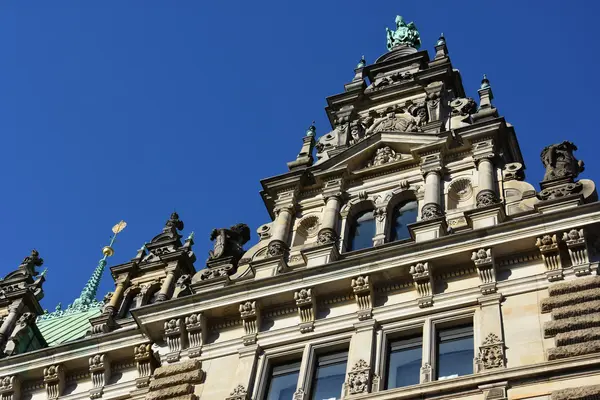 Hamburgo Rathaus (Ayuntamiento o Ayuntamiento) en Alemania —  Fotos de Stock