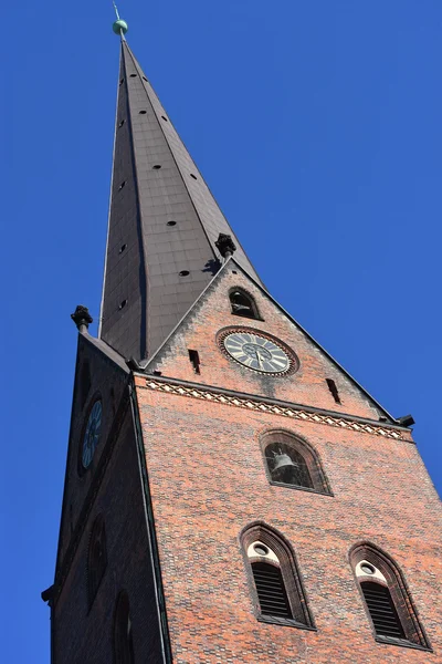 St Peters kyrkan i Hamburg, Tyskland — Stockfoto