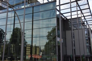 Hamburg, Almanya - 27 Ağustos: Görünüm olarak 27 Ağustos 2016 üzerinde görülen Hamburg. Hamburg Almanya ikinci büyük kenti olup Avrupa Birliği'nde sekizinci en büyük şehir.