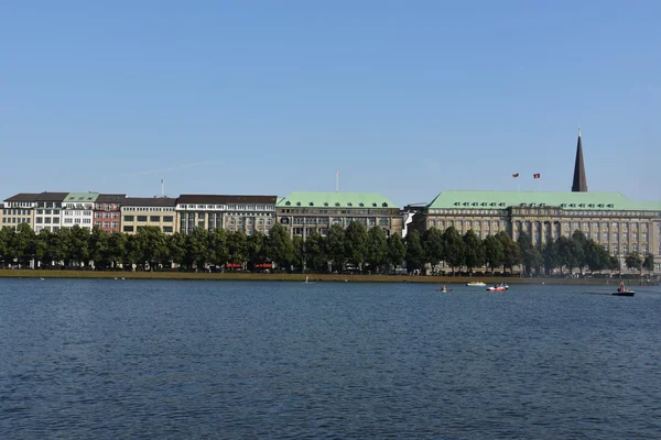 Lago Alster en Hamburgo, Alemania — Foto de Stock