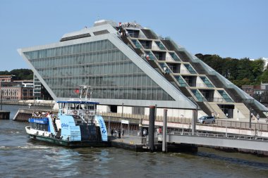 Rıhtım ofis binası Hamburg, Almanya