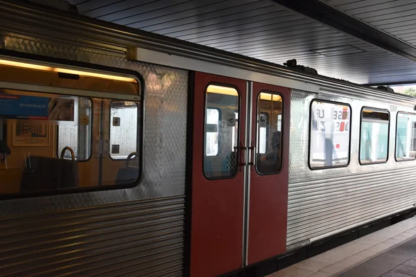 Almanya 'da Hamburg U-Bahn