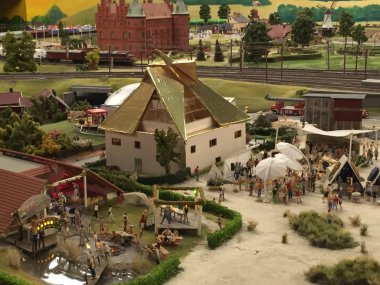 Hamburg, Almanya - 27 Ağustos: Hamburg, Almanya 27 Ağustos 2016 üzerinde görüldüğü gibi minyatür Wunderland. Bu bir model tren cazibe ve kendi türünde dünyanın en büyüğü olduğunu.