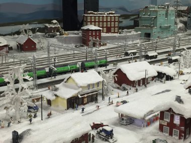 Hamburg, Almanya - 27 Ağustos: Hamburg, Almanya 27 Ağustos 2016 üzerinde görüldüğü gibi minyatür Wunderland. Bu bir model tren cazibe ve kendi türünde dünyanın en büyüğü olduğunu.