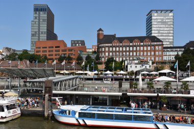 Tekne rggermany Hamburg liman çevresinde